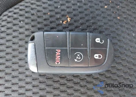 2019 Jeep Renegade Altitude 4X4 z USA, uszkodzony, nr VIN ZACNJBBB3KPK53837